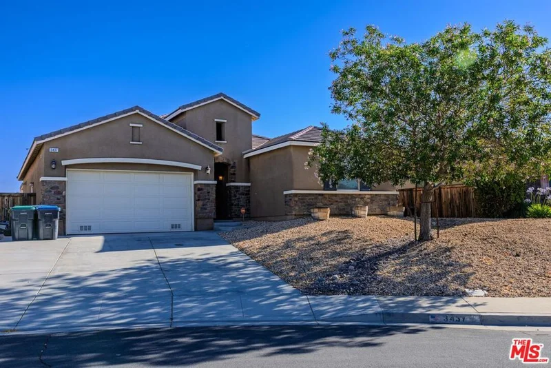 3437 Jaguar Court photo 2