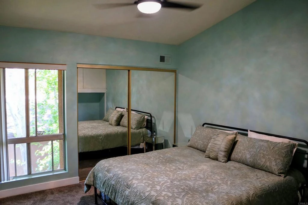 Interior 3