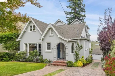 68 Oakmont Ave
