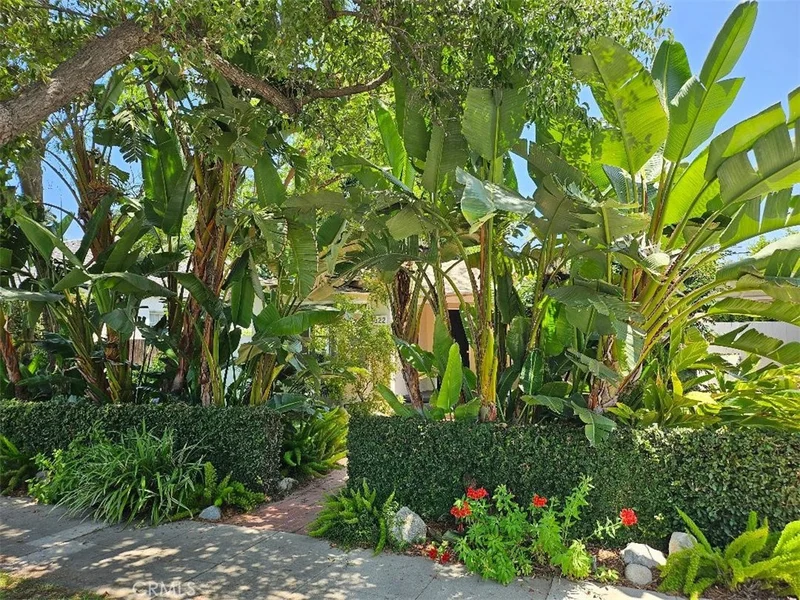 322 S Orchard