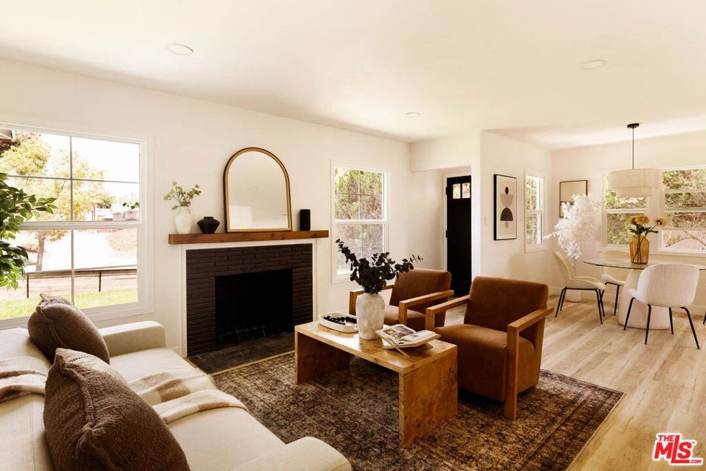 Interior 2
