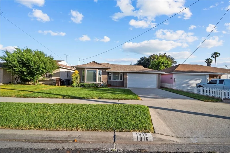 1016 W 136th