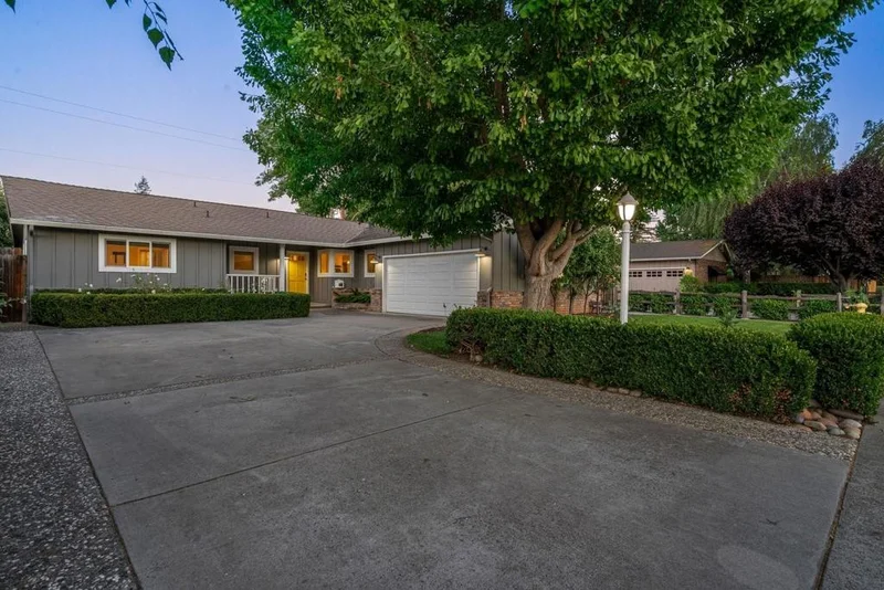 28 N Peter Drive, Campbell, CA 95008