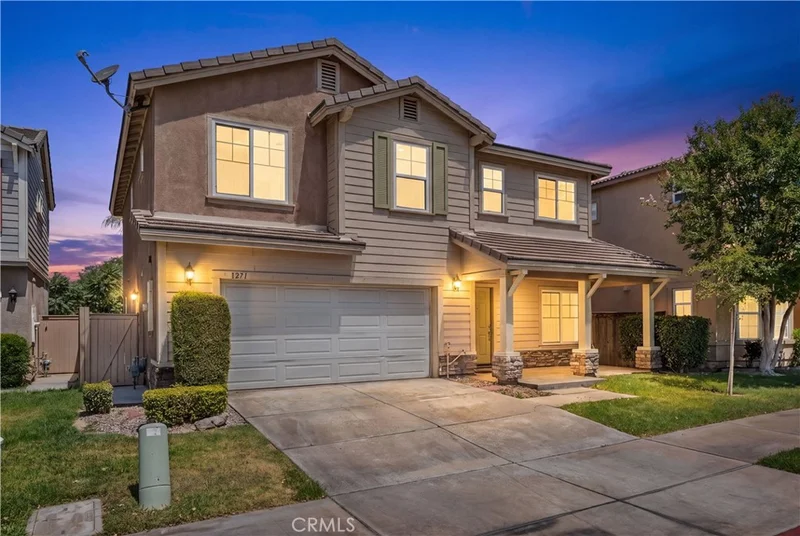 1271 Castledale