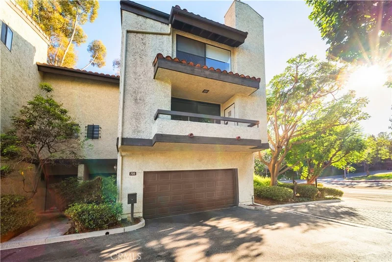 708 Fremont Villas 1, Los Angeles, CA 90042