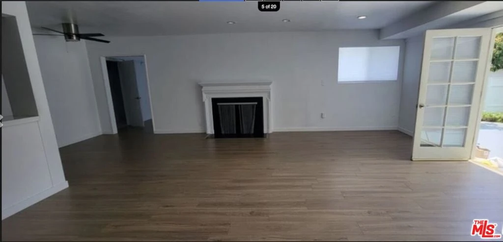 Interior 3