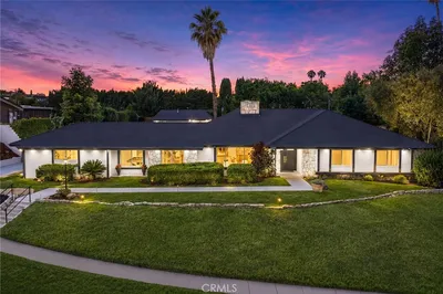 3300 E Whitebirch