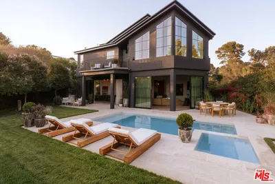 1122 La Altura Road
