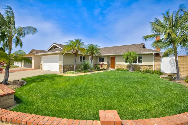 21281 Seaforth Lane, Huntington Beach, CA 92646