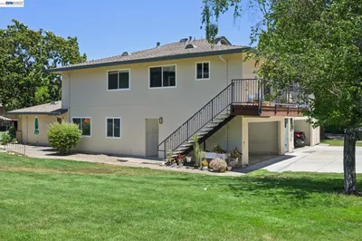 2122 Arroyo Ct 2