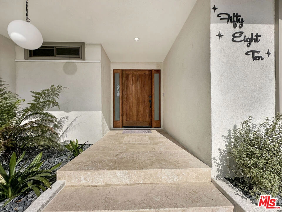 Interior 1