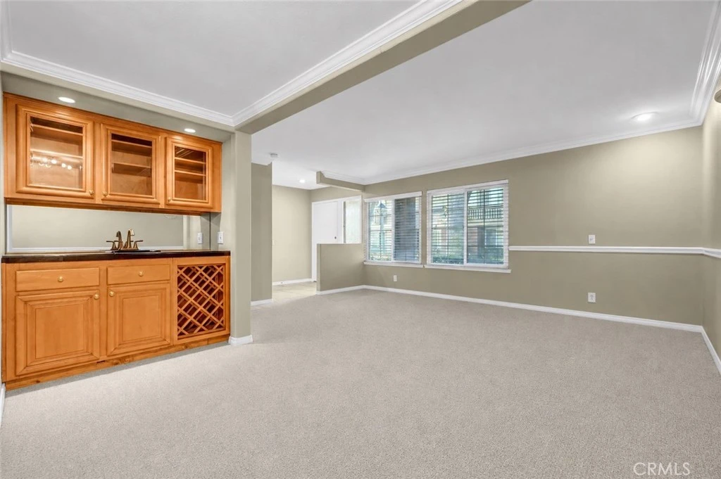Interior 2