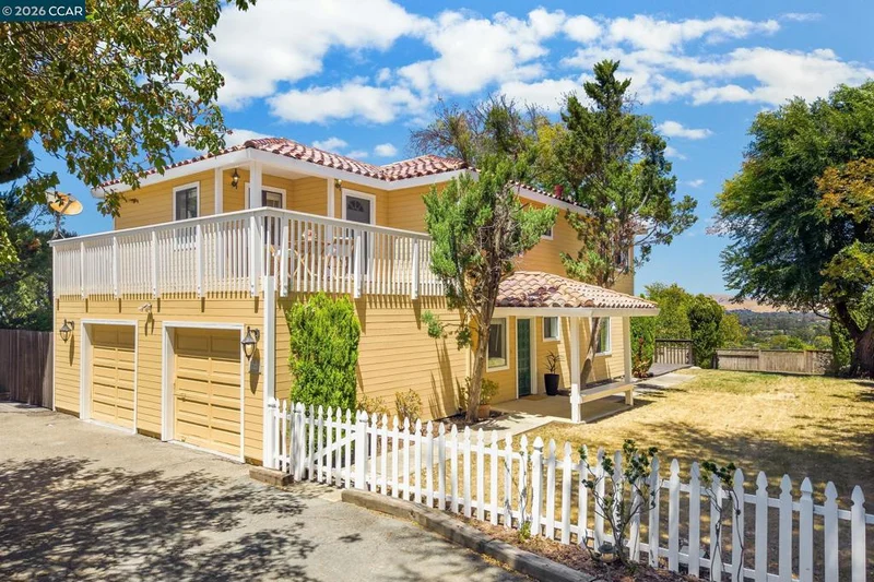 2542 Mockingbird Hill Rd