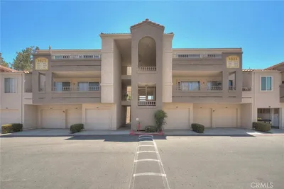 1023 Vista Del Cerro 302