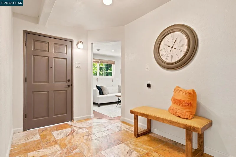 Photo 2 of 161 Diablo Ct