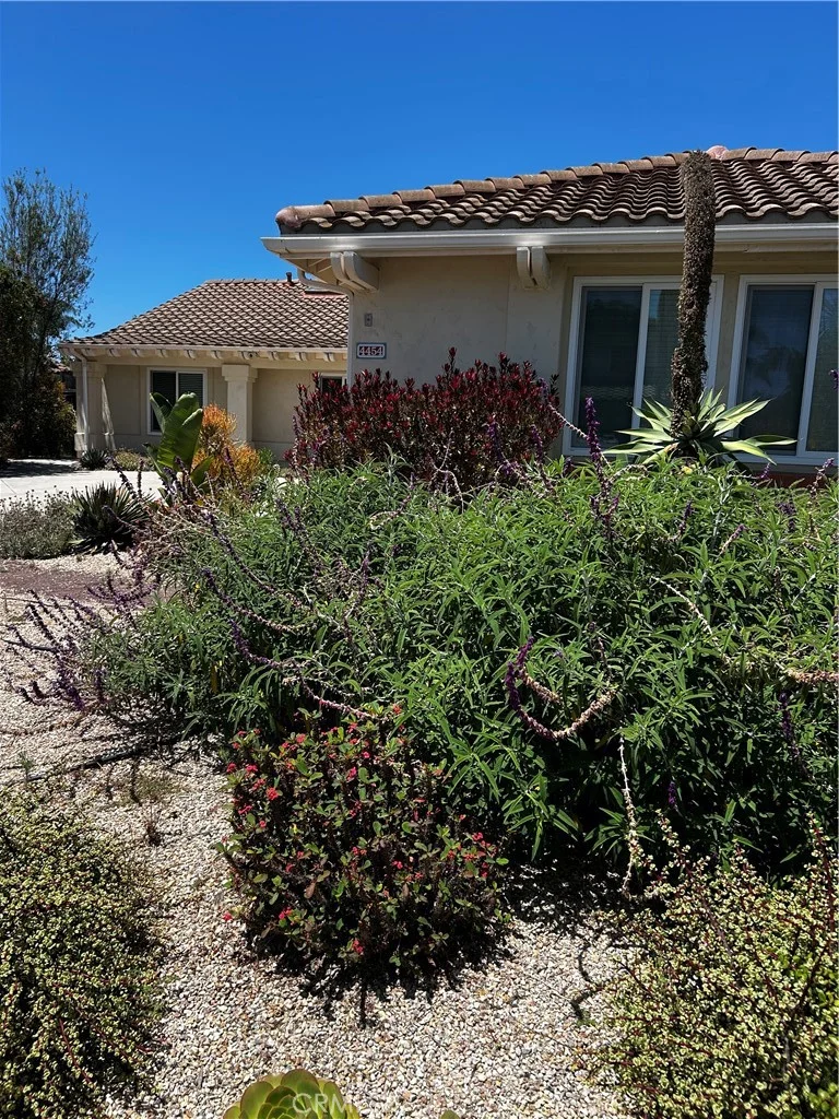 4454 San Joaquin photo 2