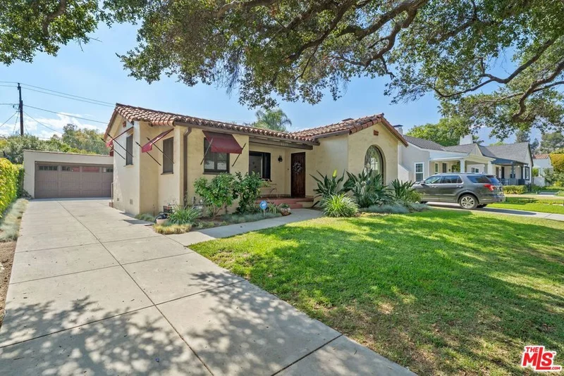 1119 Bella Vista Avenue