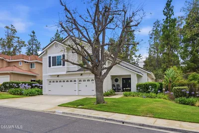 12400 Cherry Grove Street photo 2