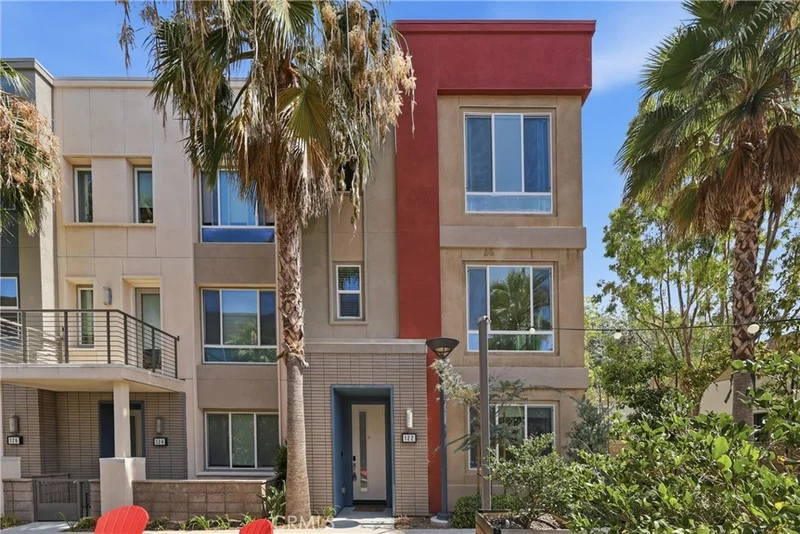 122 Citysquare, Irvine, CA 92614