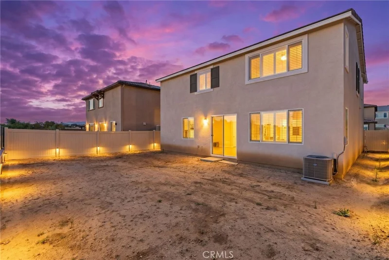 30266 Arroyo Springs Street photo 2