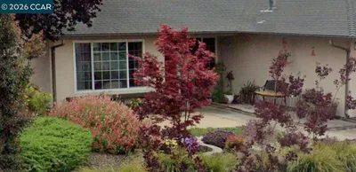 958 Viewpoint Blvd