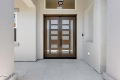 361 Toyon Court photo 2