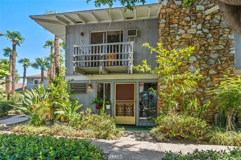 307 N Acacia A, Fullerton, CA 92831