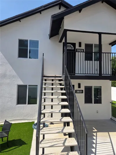 3929 Cesar E Chavez Ave