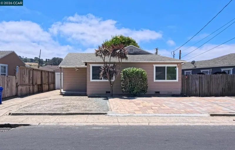 2980 Rollingwood Dr, San Pablo, CA 94806