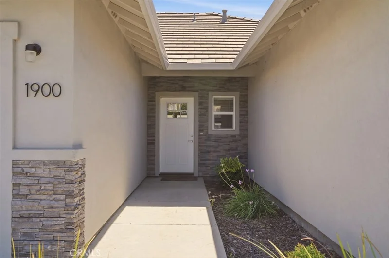 Photo 2 of 1900 Northern Pintail Court