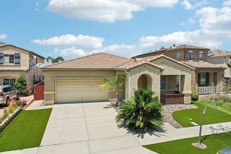 1757 Clover Tree Court photo 2