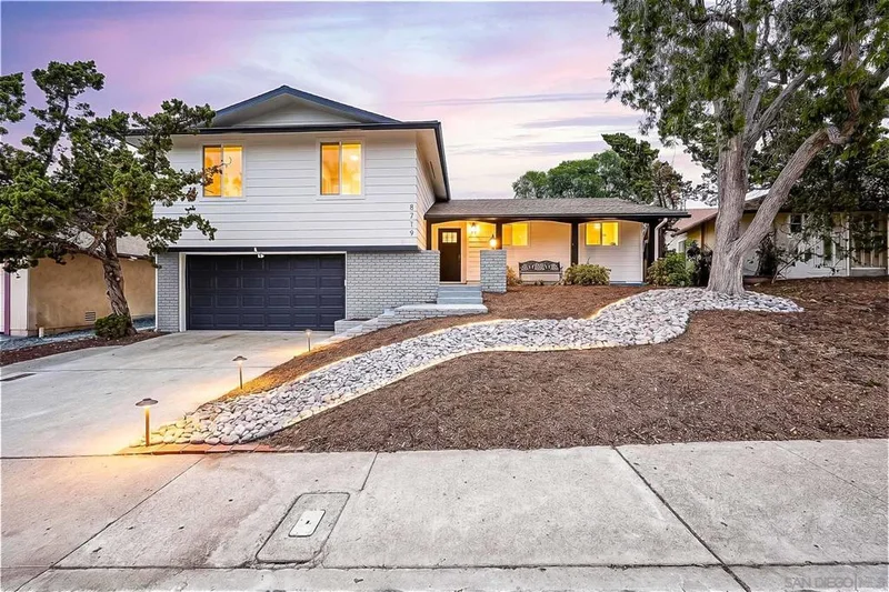 8719 Jackie Dr, San Diego, CA 92119