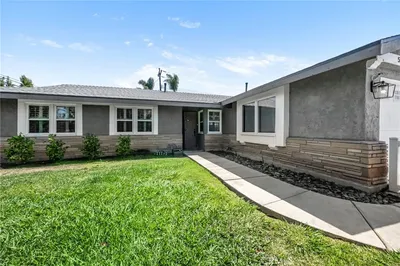 5972 Meadowlark Drive photo 2