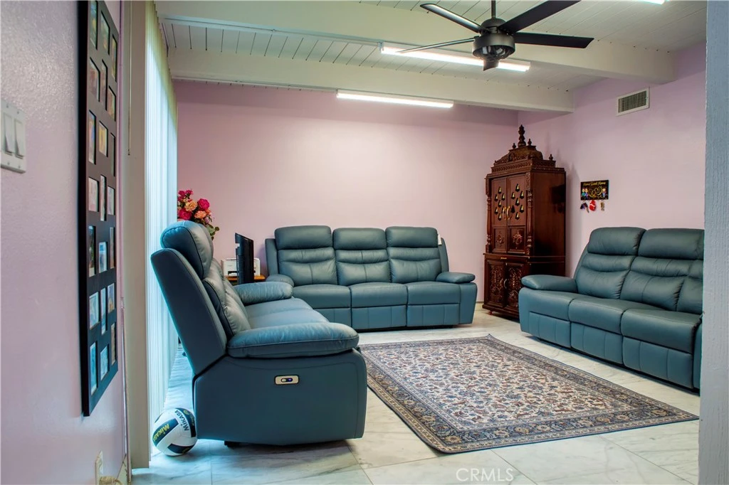 Interior 2