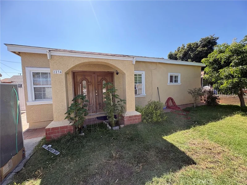 2234 Cypress photo 2