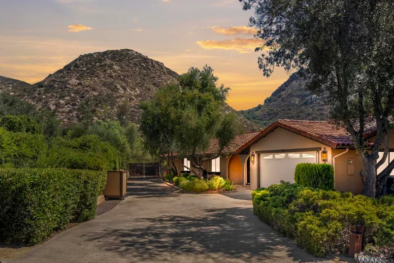 26216 Bellemore Drive, Ramona, CA 92065