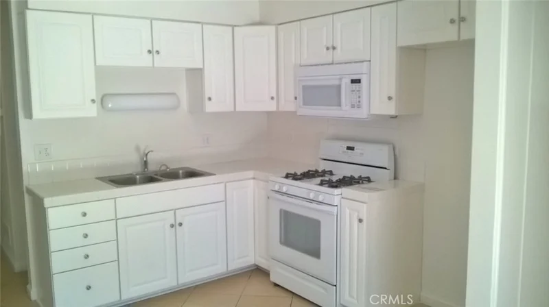 Photo 2 of 1777 Mitchell Avenue 80