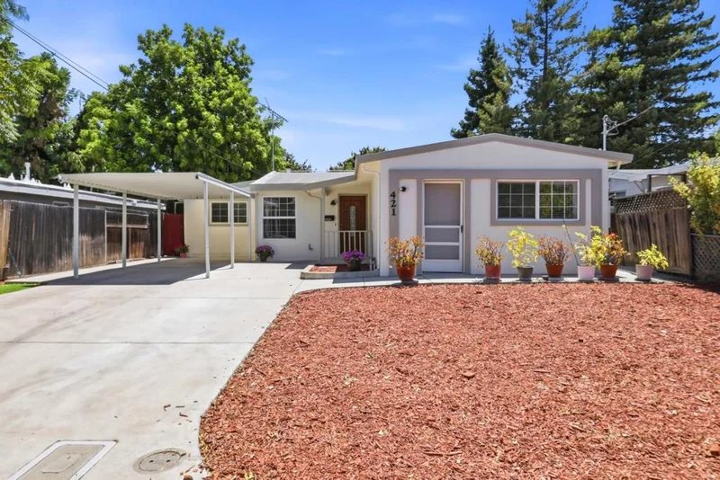 421 Burgoyne Street, Mountain View, CA 94043