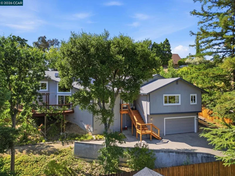 141 Donaleen Ct, Martinez, CA 94553