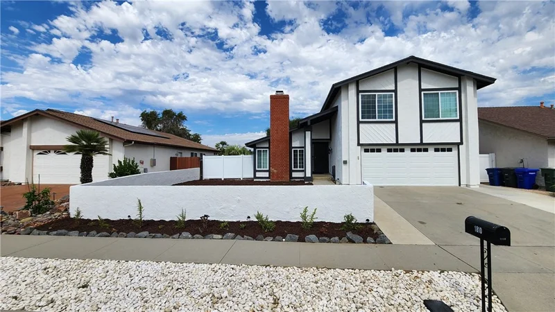 1810 Manzanita Court photo 2