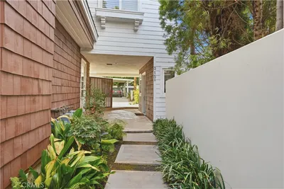 315 Goldenrod Avenue 1/2 photo 2