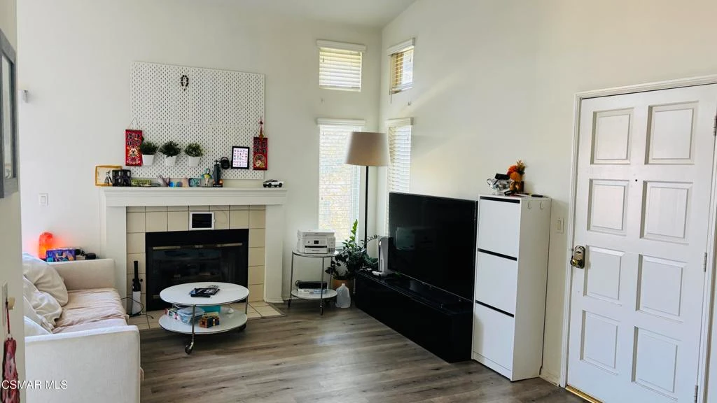 Interior 2