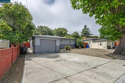 3730 Ramsey Ct photo 2