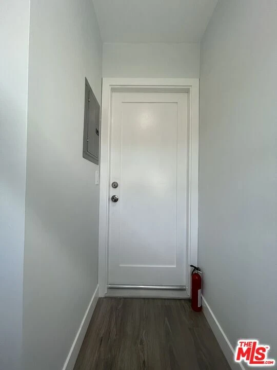 Interior 3