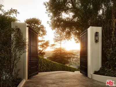 851 Strada Vecchia Road