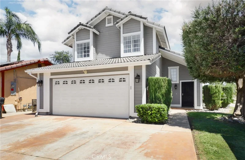 1500 S Brandy Court, Bakersfield, CA 93307