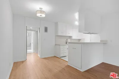 7712 Paseo Del Rey 4