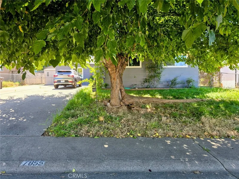 7855 Glen Echo