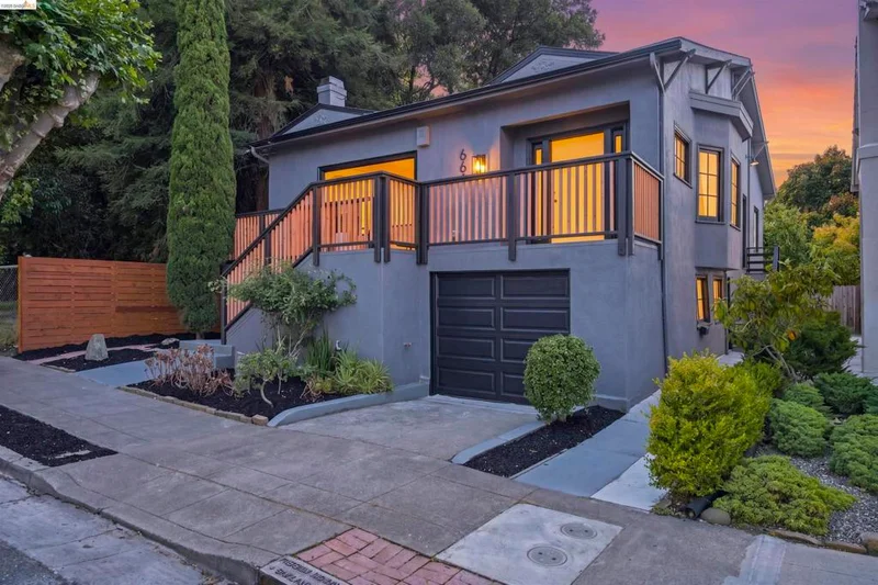 661 Brookwood Pl, Oakland, CA 94610