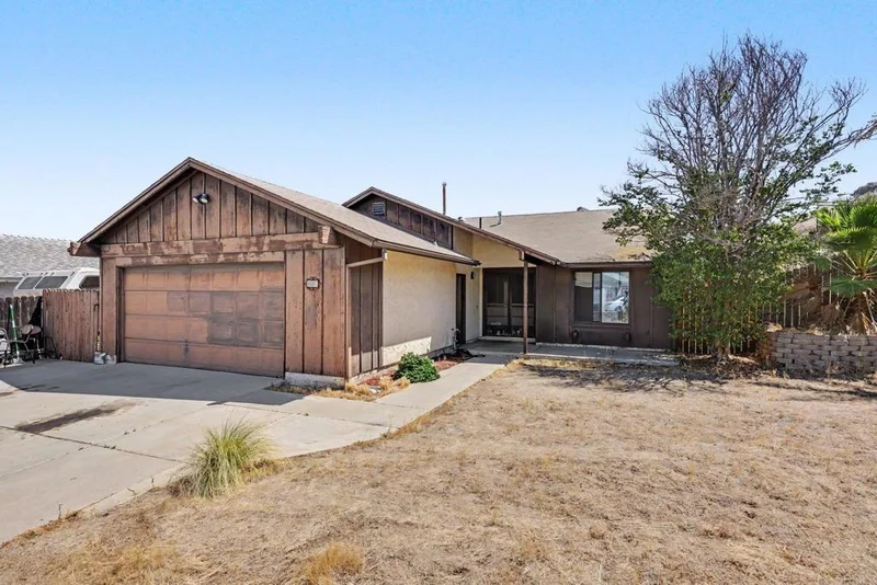 8507 Rosada Way, El Cajon, CA 92021